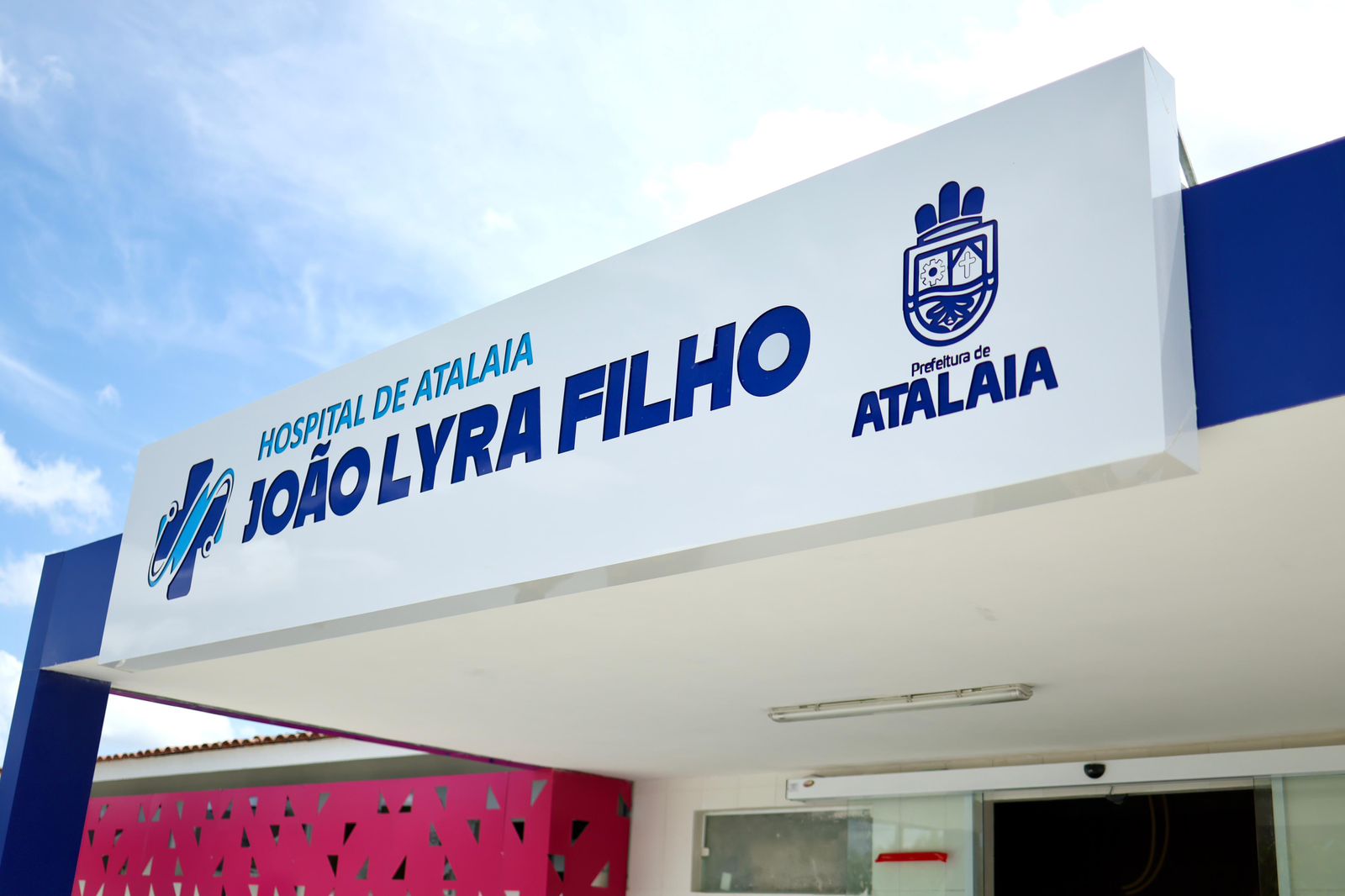 Obras do Hospital João Lyra Filho avançam e unidade será entregue em breve à população de Atalaia